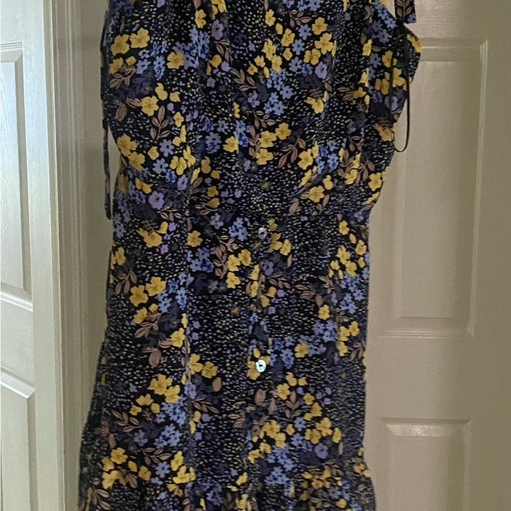 Floral Women's dress - Black and Yellow - Picture 3 of 6